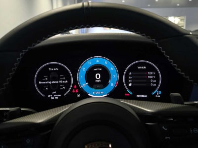 2026 Porsche 911 Carrera 4 GTS