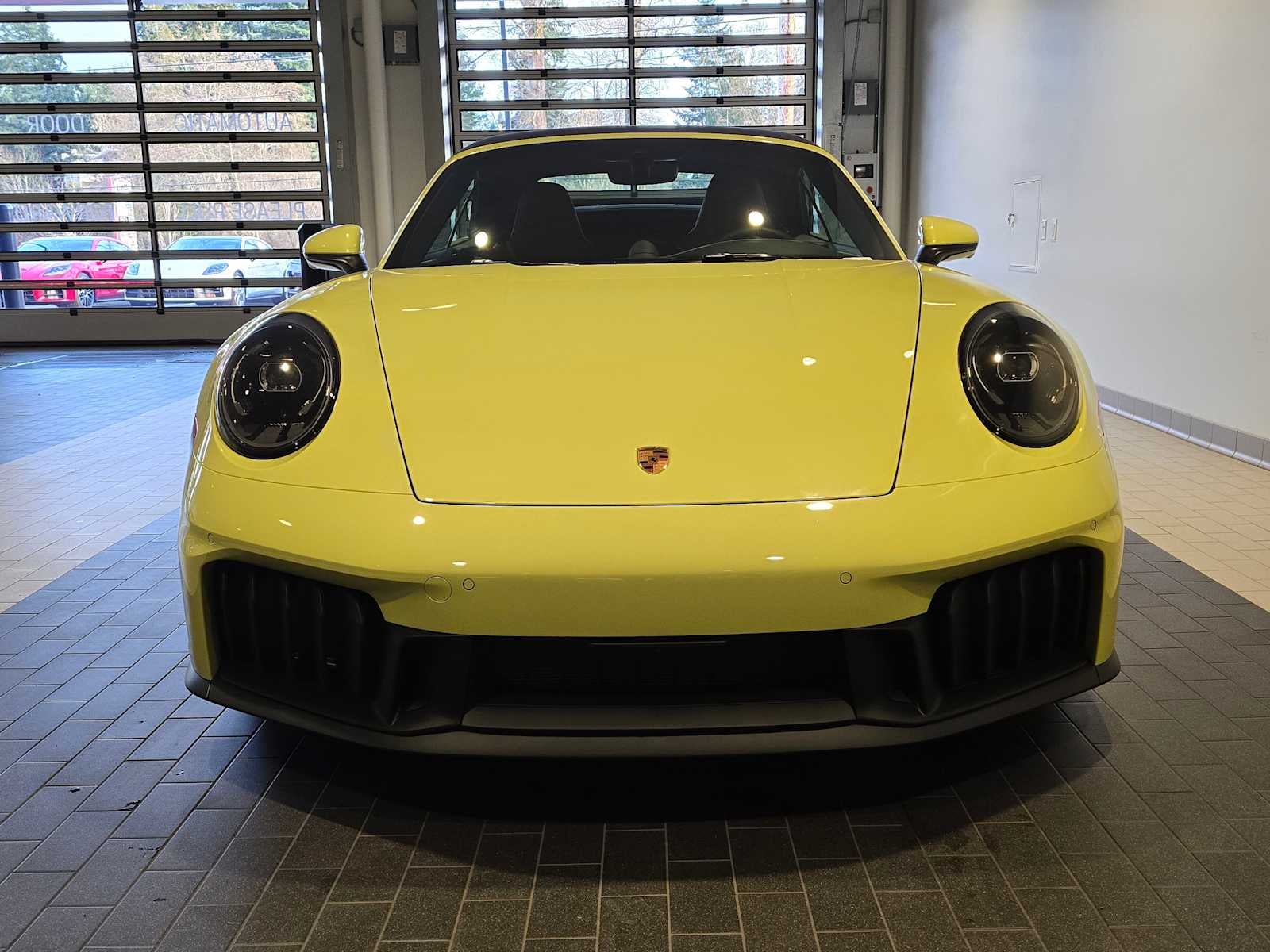 2026 Porsche 911 Carrera 4 GTS