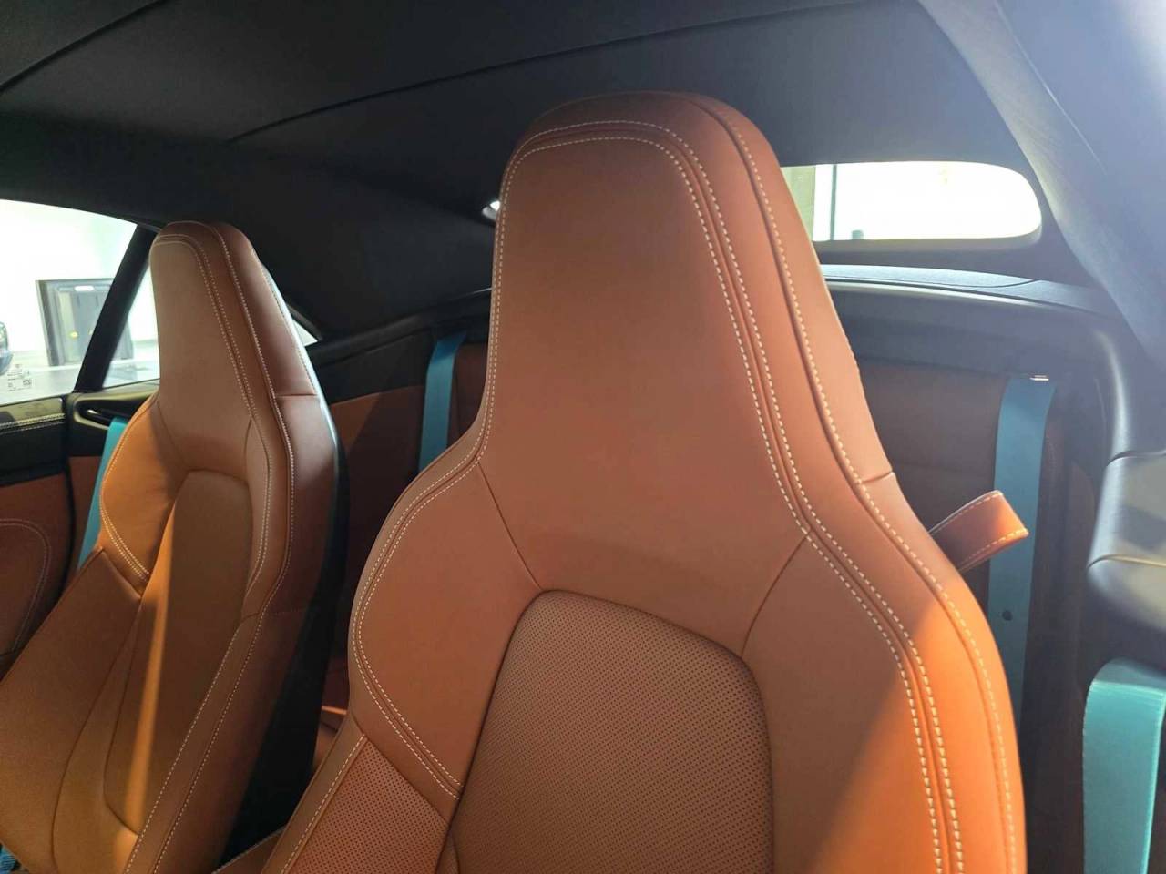 2026 Porsche 911 Carrera 4 GTS