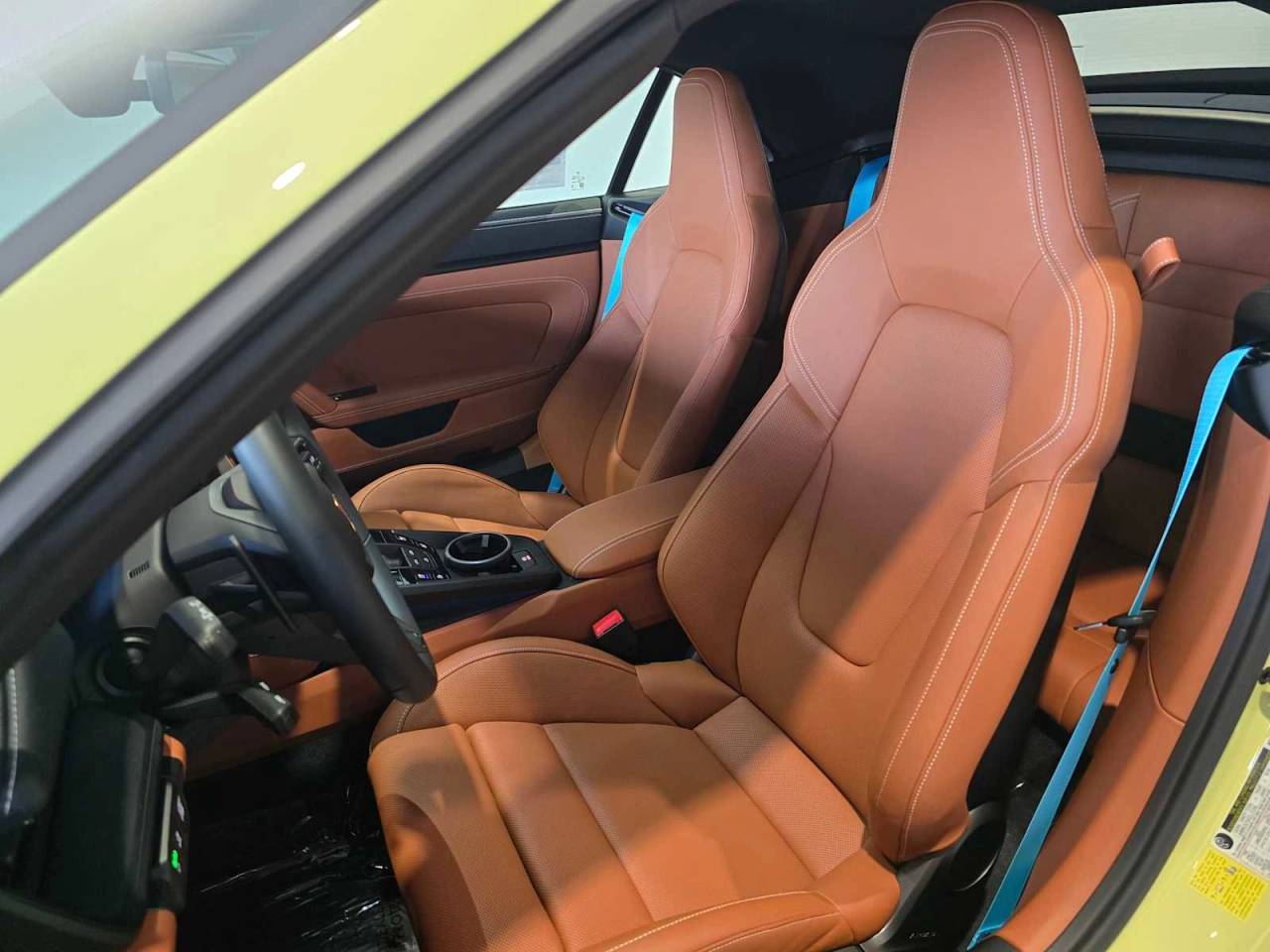 2026 Porsche 911 Carrera 4 GTS