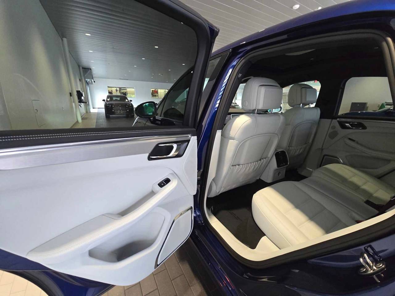 2026 Porsche Macan Macan T