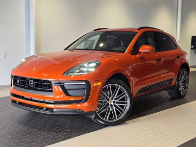 2025 Porsche Macan Base