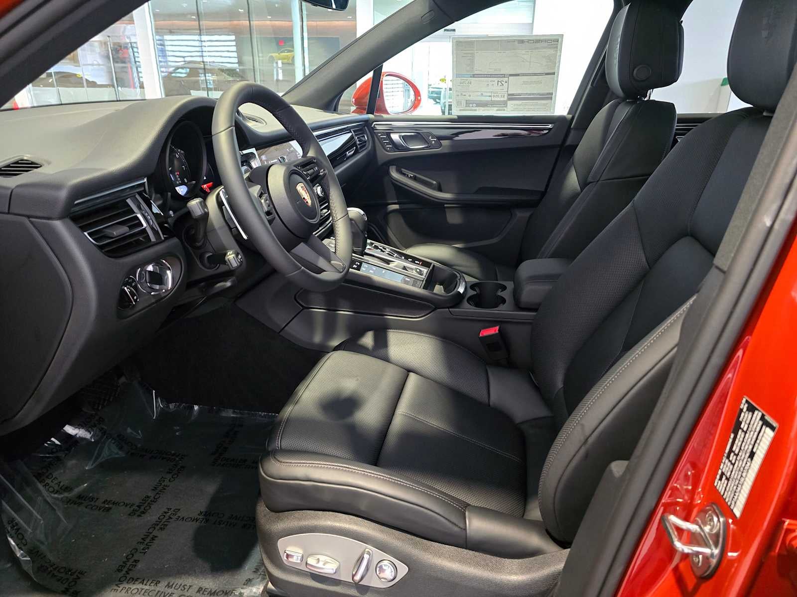 2025 Porsche Macan Base