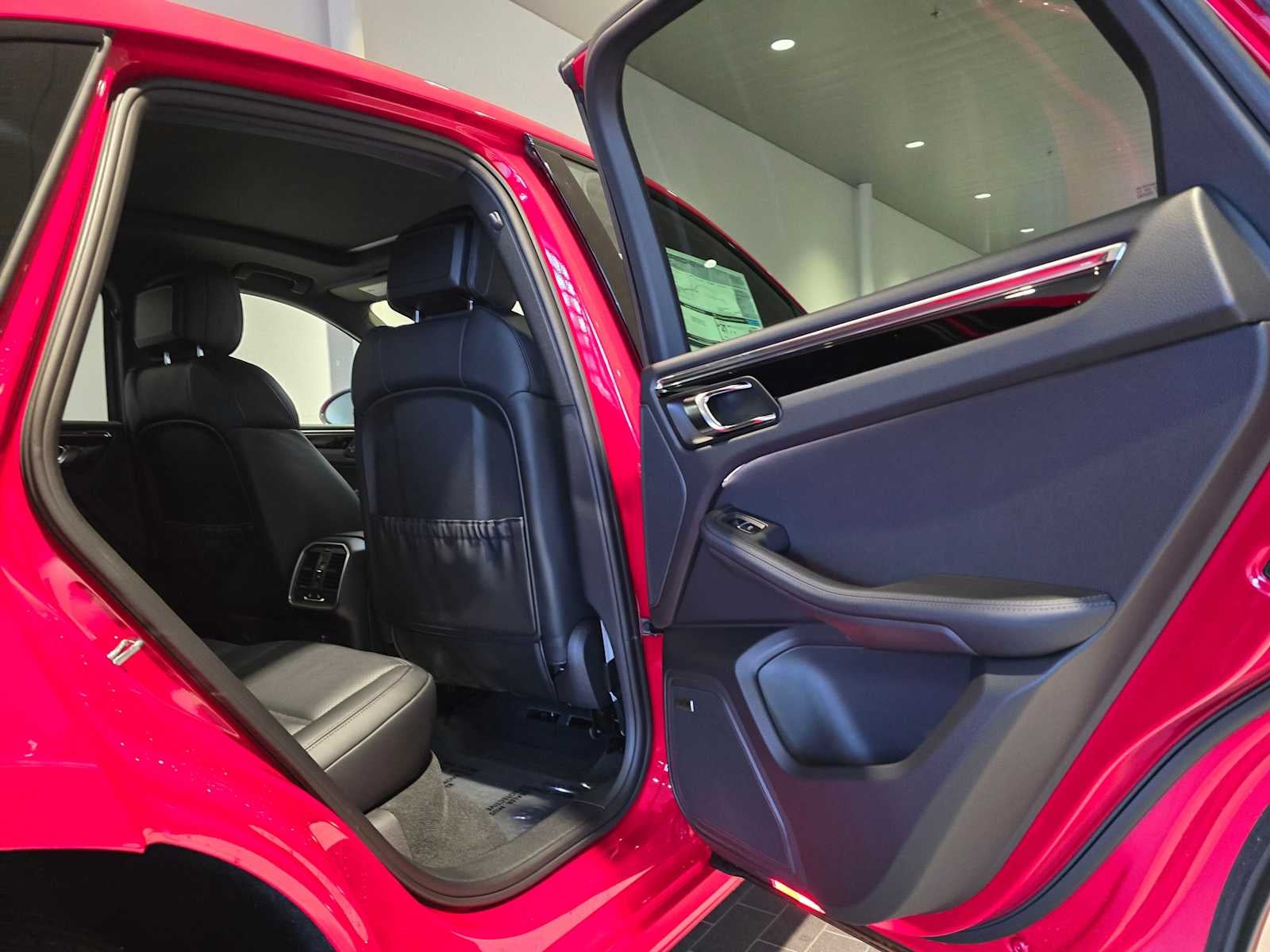 2026 Porsche Macan T