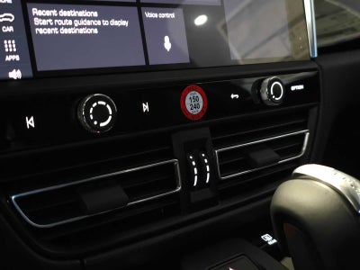 2026 Porsche Macan T