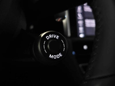 2026 Porsche Macan T