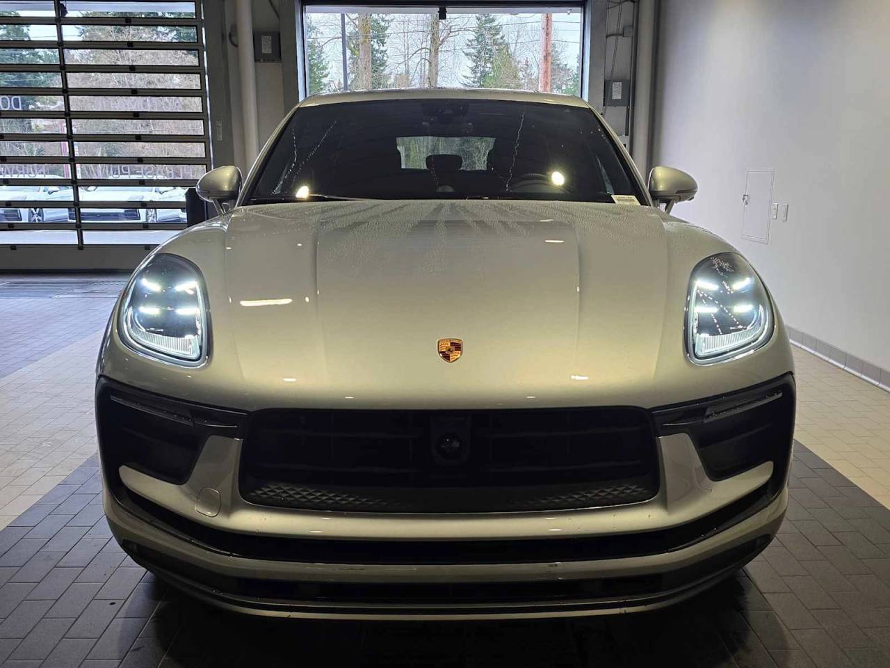 2026 Porsche Macan Base
