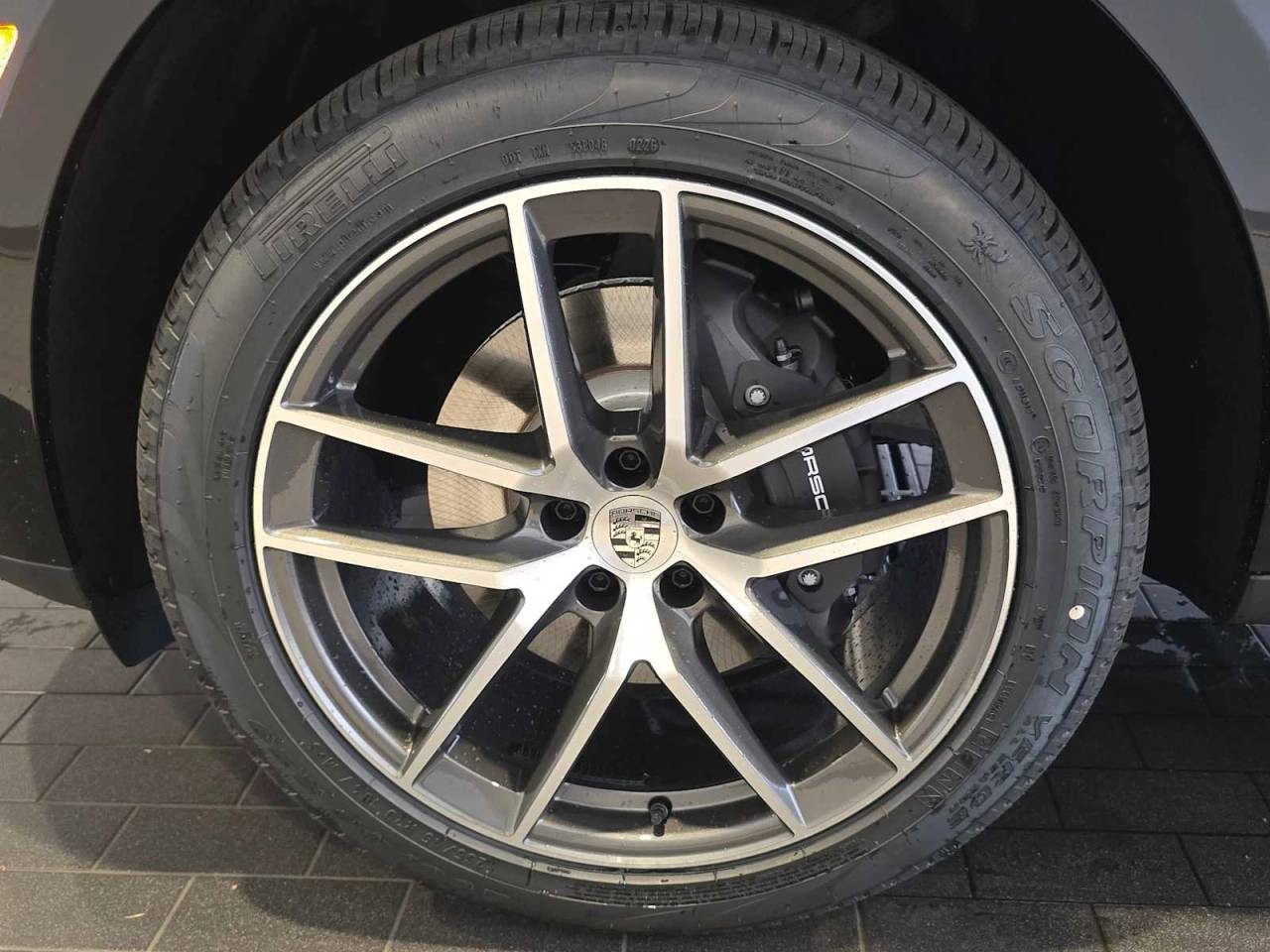 2026 Porsche Macan Base