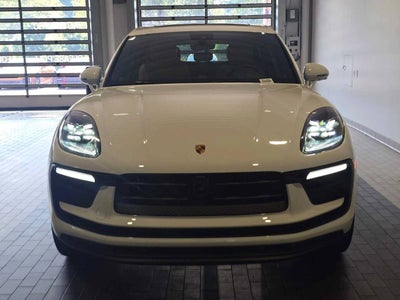 2026 Porsche Macan Macan