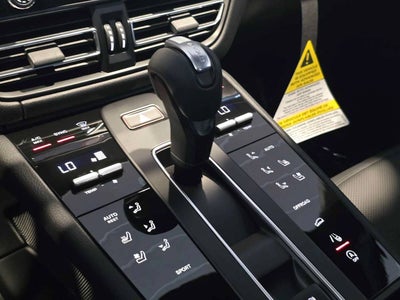2026 Porsche Macan Macan