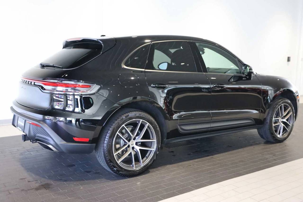 2025 Porsche Macan Macan
