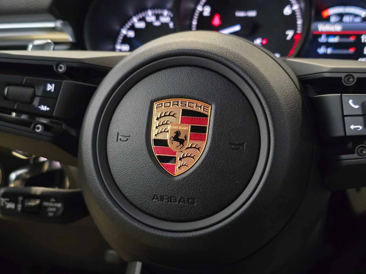 2026 Porsche Macan Base