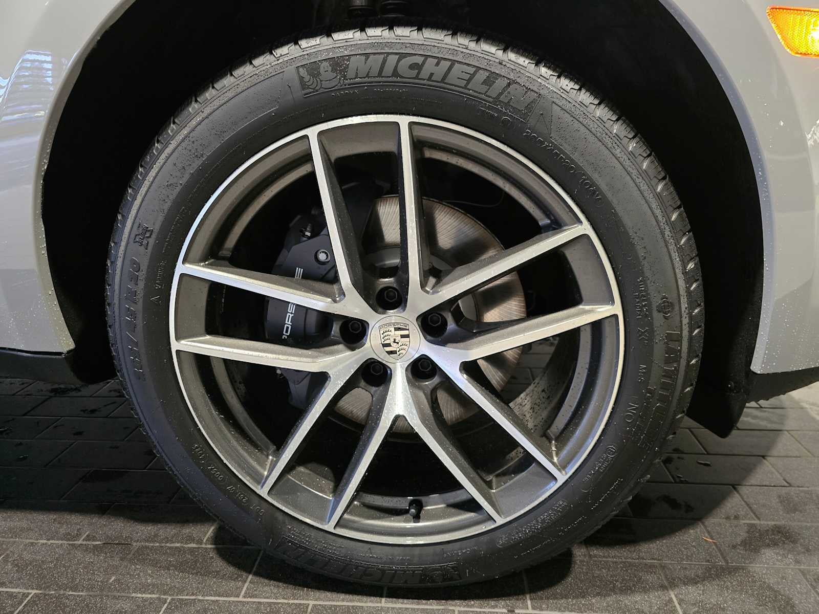 2026 Porsche Macan Macan