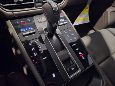 2026 Porsche Macan Macan