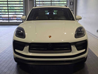 2026 Porsche Macan Macan