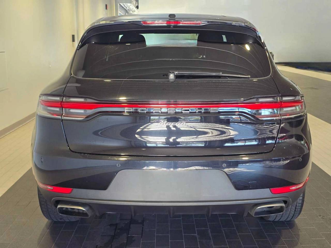 2021 Porsche Macan Macan
