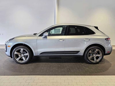 2025 Porsche Macan Base