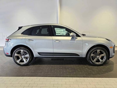 2025 Porsche Macan Base