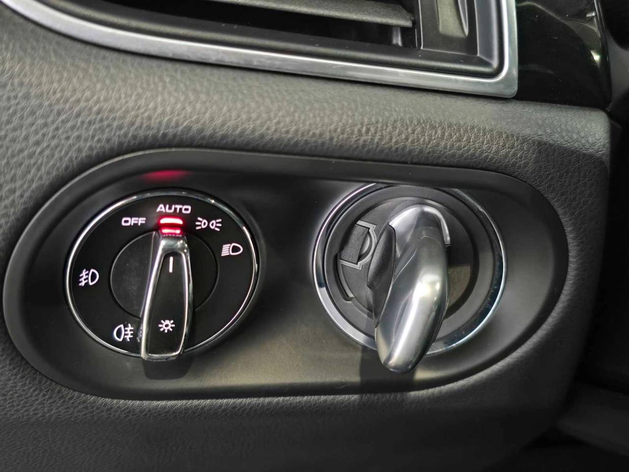 2018 Porsche Macan Base