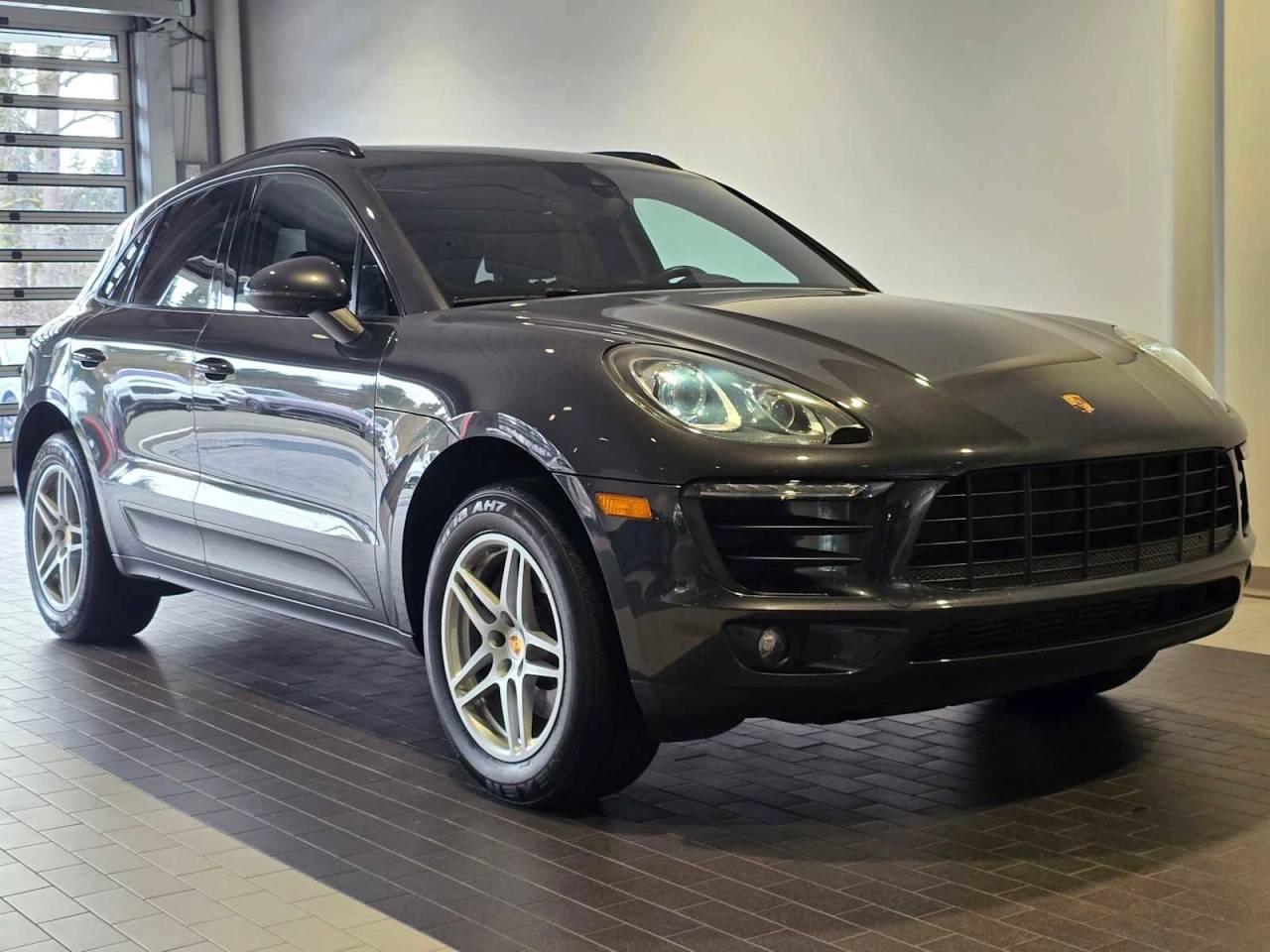 2018 Porsche Macan Base