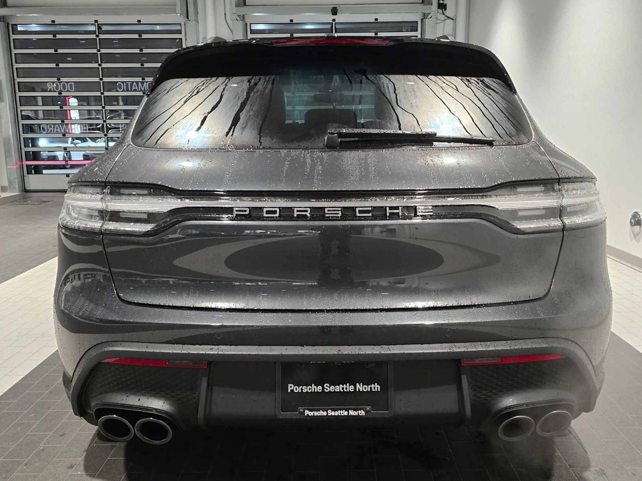 2026 Porsche Macan Base