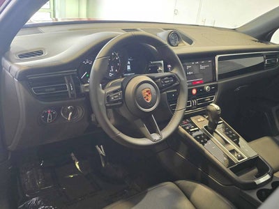 2026 Porsche Macan Macan