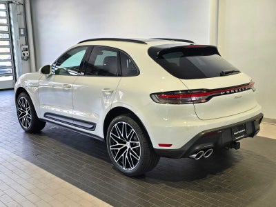2026 Porsche Macan Base