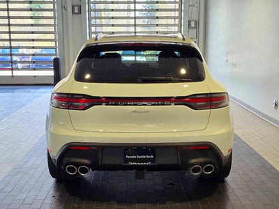 2026 Porsche Macan Base