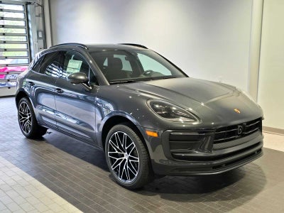 2026 Porsche Macan Macan