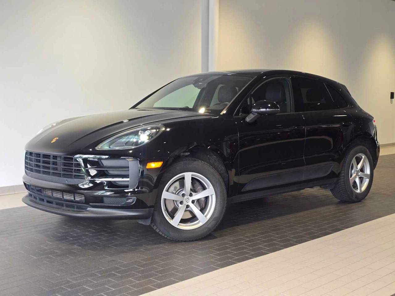 2020 Porsche Macan Macan