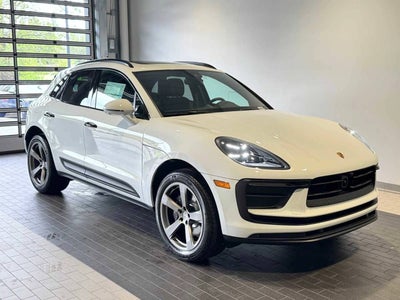 2026 Porsche Macan Base