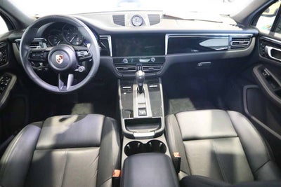 2025 Porsche Macan Macan T