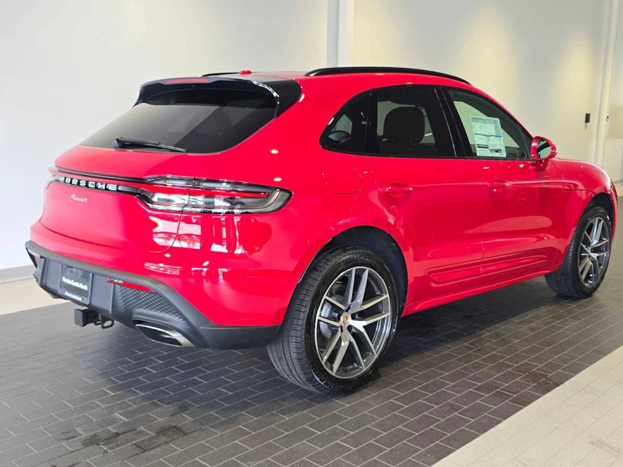2026 Porsche Macan Base