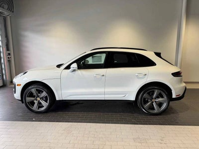2026 Porsche Macan Base