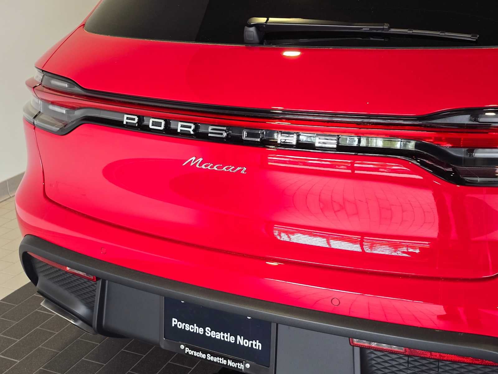2026 Porsche Macan Macan