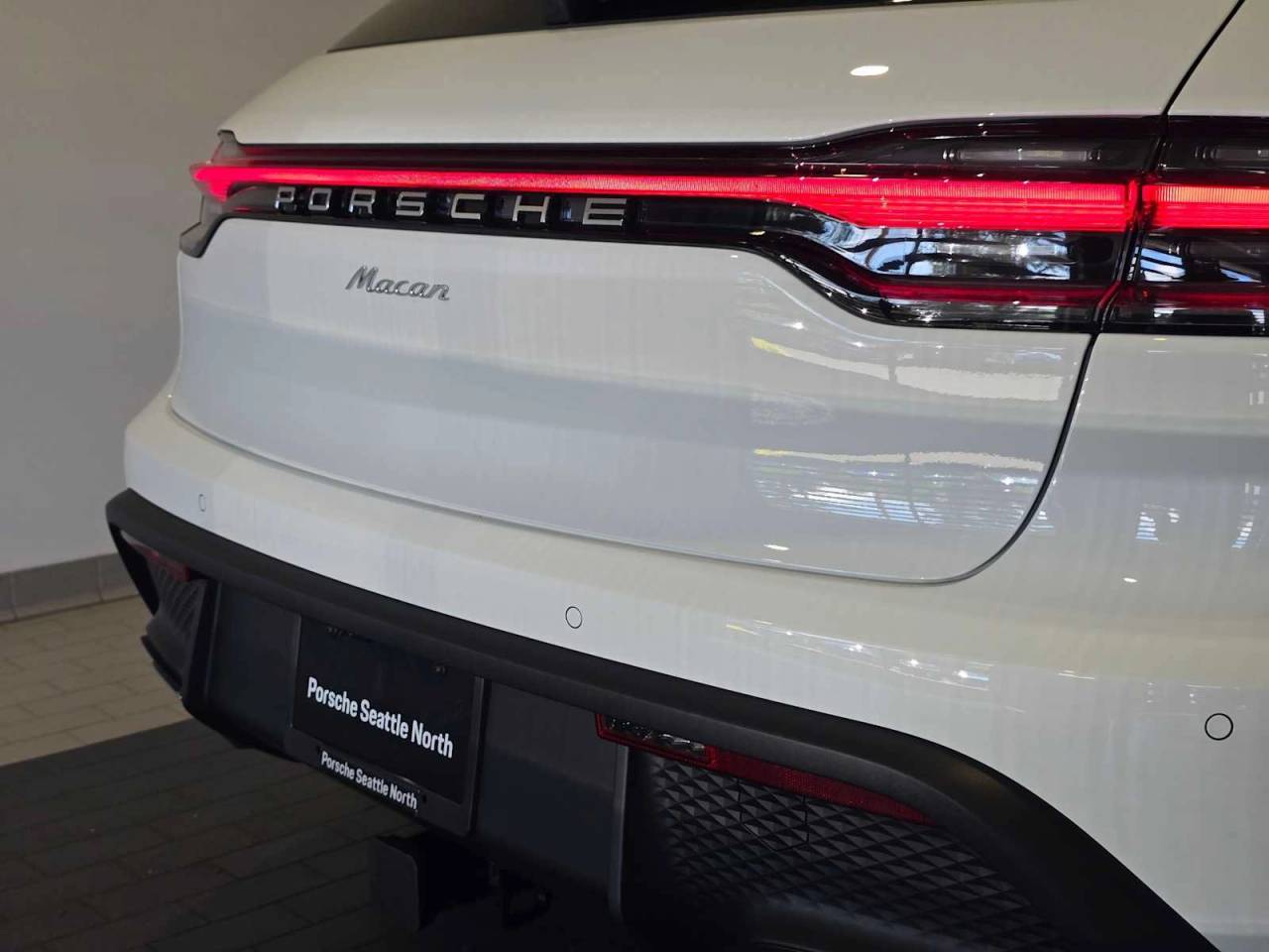 2026 Porsche Macan Macan