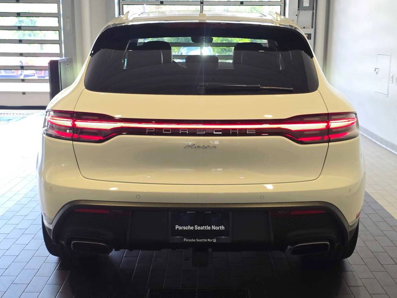 2026 Porsche Macan Macan