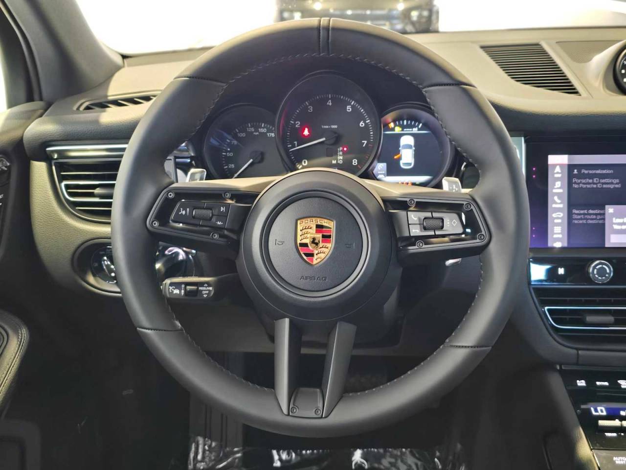 2026 Porsche Macan Base