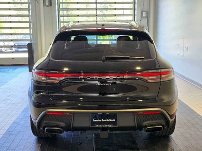 2026 Porsche Macan Base