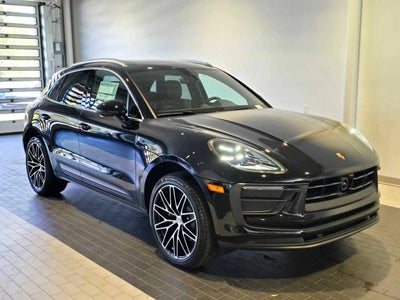 2026 Porsche Macan Base