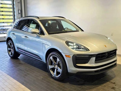 2026 Porsche Macan Base