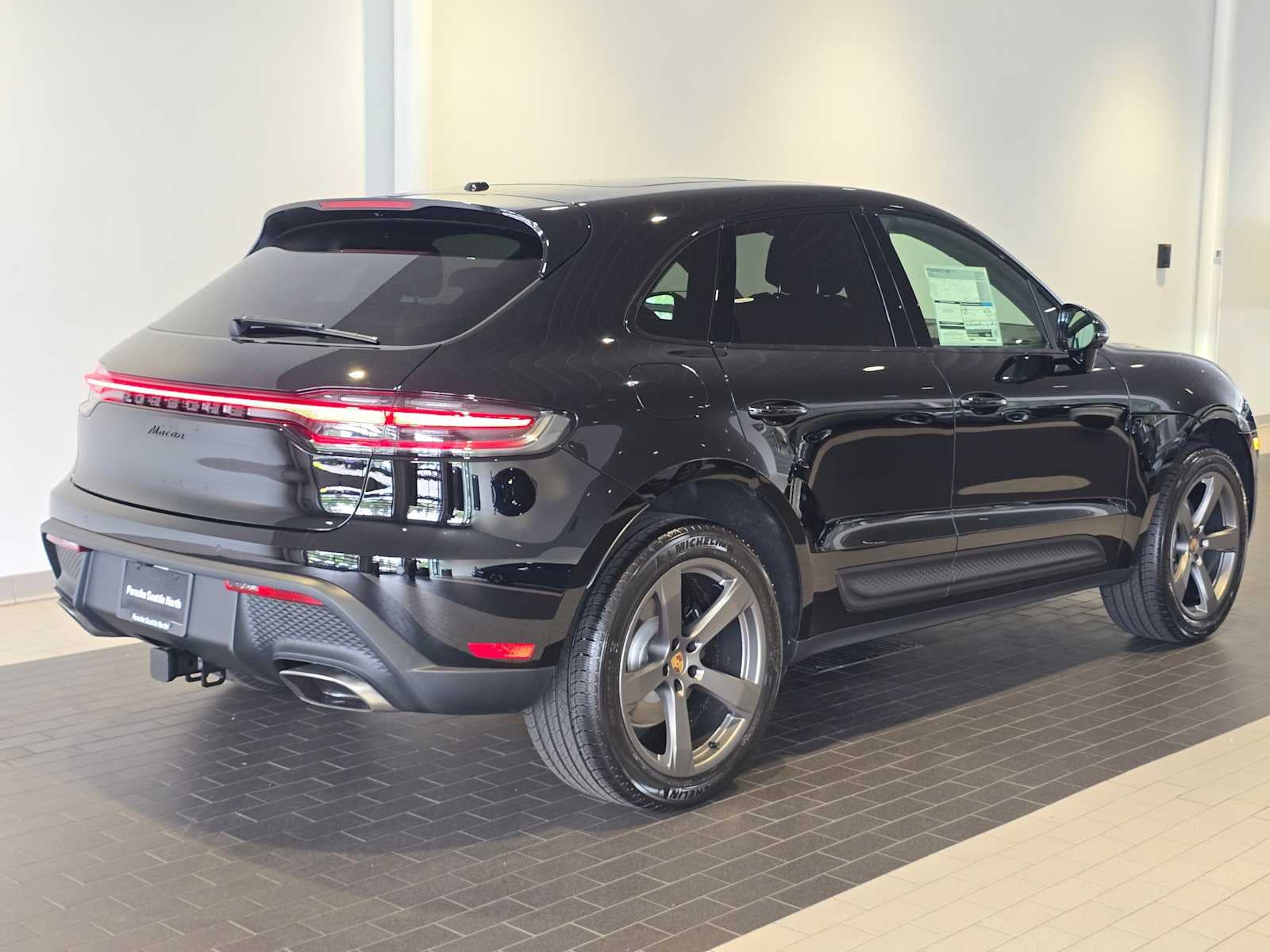 2026 Porsche Macan Macan