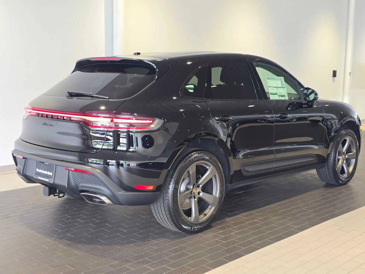 2026 Porsche Macan Macan