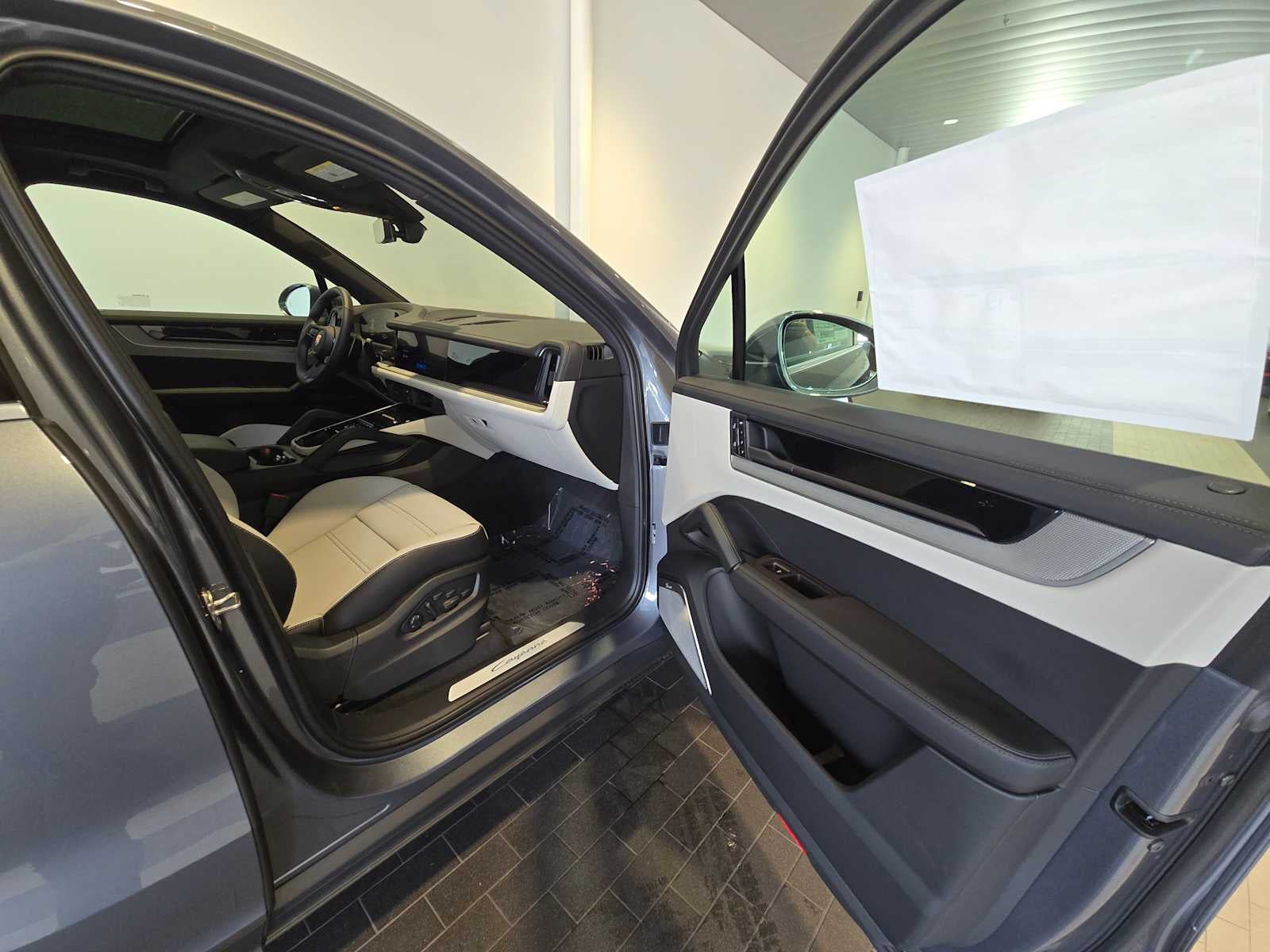 2026 Porsche Cayenne Base