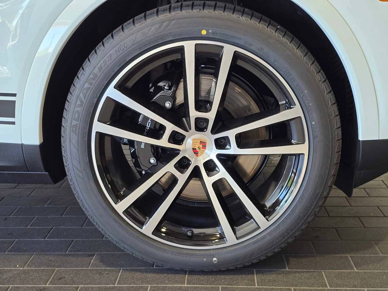 2026 Porsche Cayenne Base