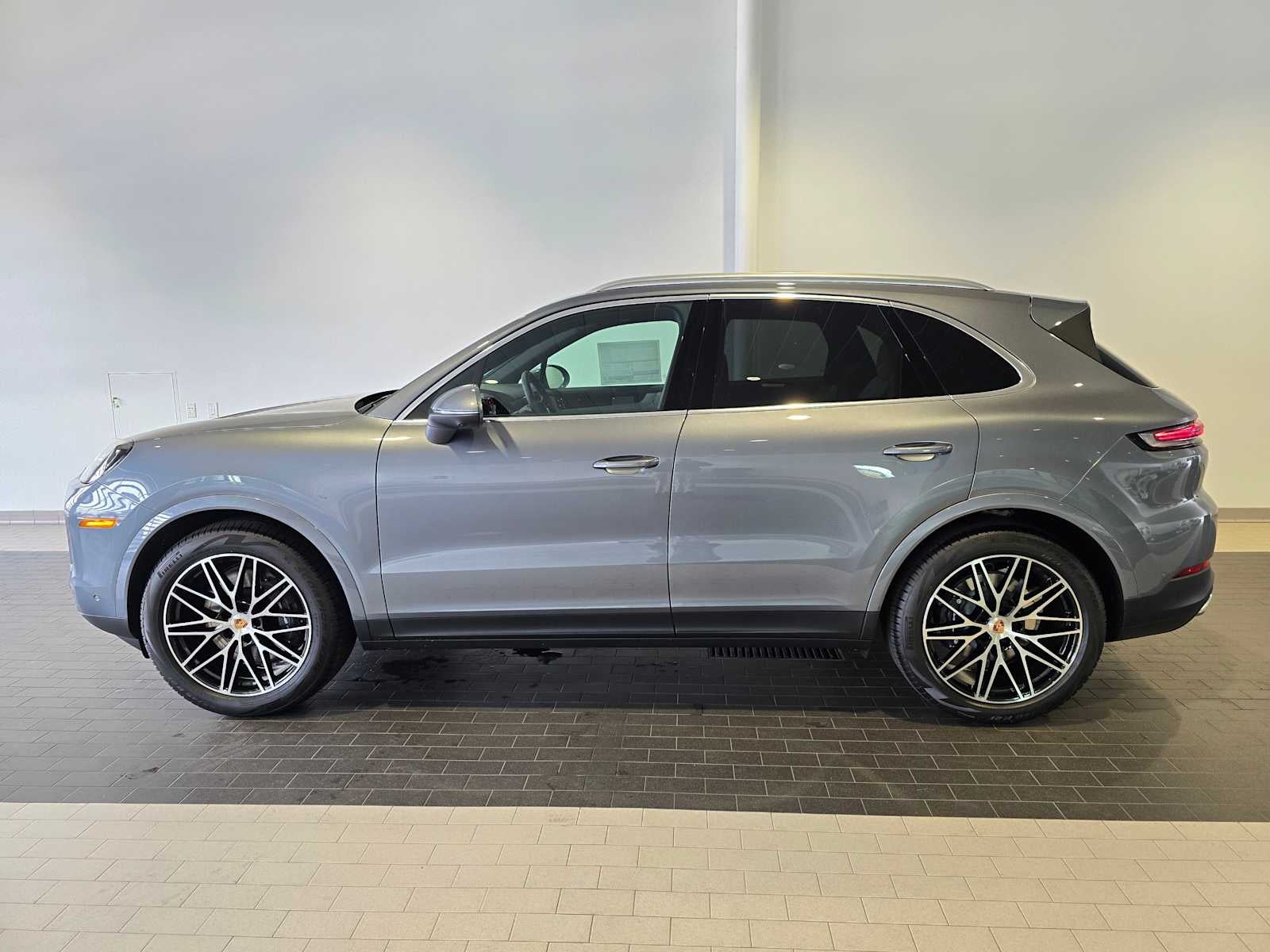 2026 Porsche Cayenne Base