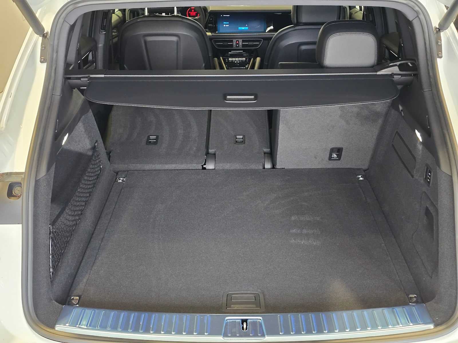 2025 Porsche Cayenne Base