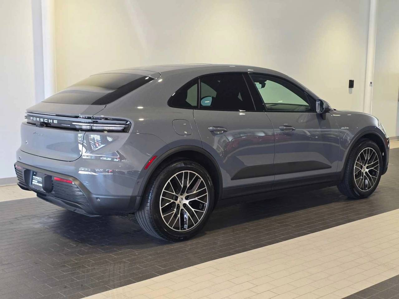 2025 Porsche Macan Macan 4 Electric