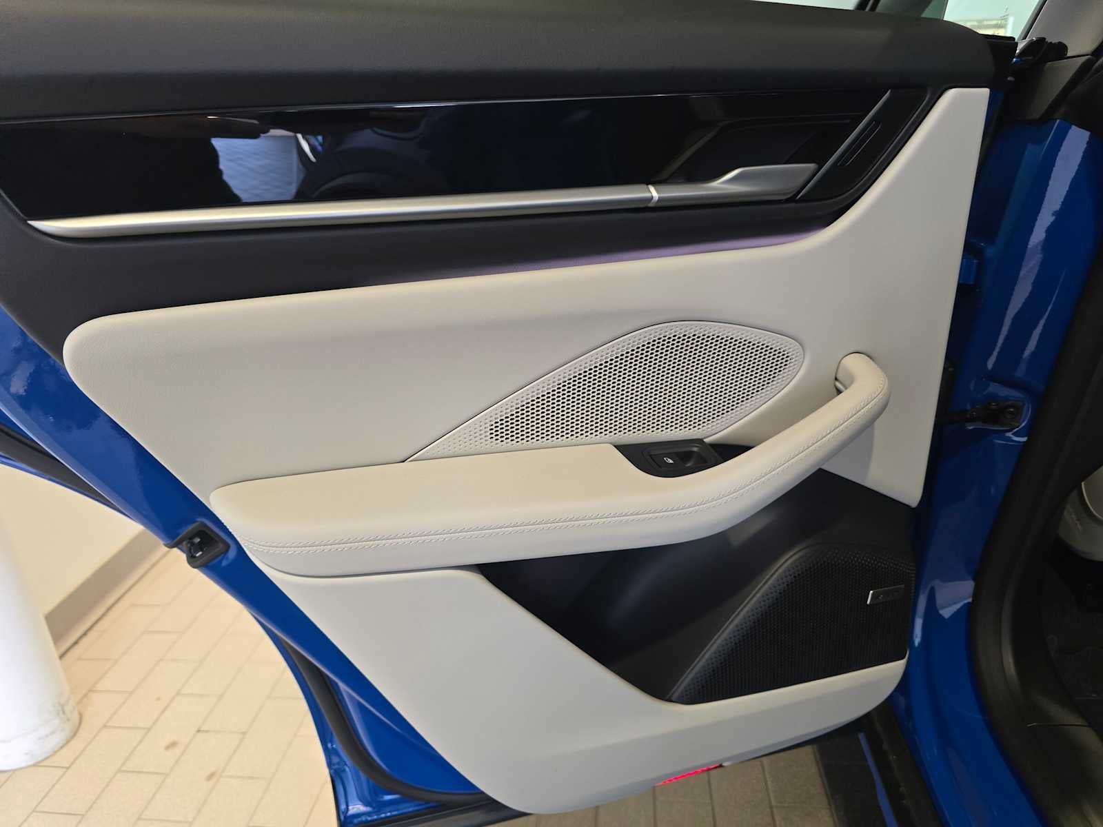 2026 Porsche Macan Macan 4 Electric
