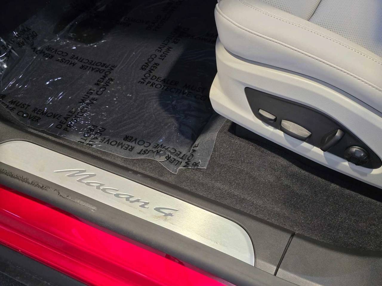 2026 Porsche Macan Electric 4